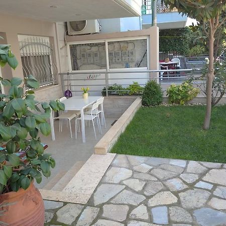 Apartamento Δεσποινα Néa Péramos Exterior foto